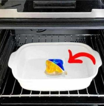 Tajna čišćenja vaše pećnice “U SAMO MINUTA.” Čak će i zagorjela mast nestati! Tajna čišćenja vaše pećnice “U SAMO MINUTA.” Čak će i zagorjela mast nestati! - featured image