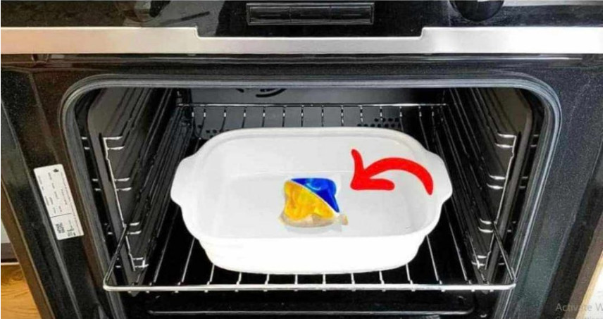 Tajna čišćenja vaše pećnice “U SAMO MINUTA.” Čak će i zagorjela mast nestati! - featured image