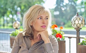 Pametna žena o ovome ne priča ni sa najboljim prijateljicama već samo sa mužem – 4 stvari koje niko ne mora da zna Pametna žena o ovome ne priča ni sa najboljim prijateljicama već samo sa mužem – 4 stvari koje niko ne mora da zna - featured image