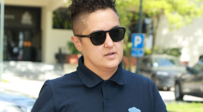 Ponestaje mi snage, jedva se krećem, Verica preuzima sina Maria? Marija Šerifović ima samo jednu želju – javno otkrila i više nego što je željela.. - featured image Ponestaje mi snage, jedva se krećem, Verica preuzima sina Maria? Marija Šerifović ima samo jednu želju – javno otkrila i više nego što je željela.. - featured image