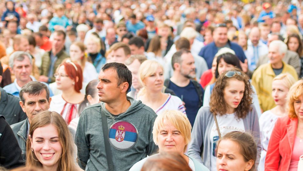 Najopasniji tip ljudi na Balkanu: Prepoznaćete ih po jednoj rečenici koju vam kažu čim postignete uspjeh - featured image Najopasniji tip ljudi na Balkanu: Prepoznaćete ih po jednoj rečenici koju vam kažu čim postignete uspjeh - featured image