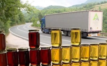 URADITE OVO SA TEGLOM MEDA I OTKRIĆETE DA LI JE DOMAĆI ILI NE: Znaćete i prije nego što ga KUPITE, NEPOGRJEŠIV JE URADITE OVO SA TEGLOM MEDA I OTKRIĆETE DA LI JE DOMAĆI ILI NE: Znaćete i prije nego što ga KUPITE, NEPOGRJEŠIV JE - featured image