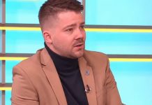 “NEĆETE DOBITI ŠEĆER AKO JEDETE SLATKO” Ljekar otkrio kako se dobije dijabetes, a ovo su simptomi koje ljudi ignorišu “NEĆETE DOBITI ŠEĆER AKO JEDETE SLATKO” Ljekar otkrio kako se dobije dijabetes, a ovo su simptomi koje ljudi ignorišu - featured image