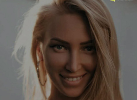 Žena kojoj nedostaje intimni odnos ponaša se upravo ovako, jedna stvar u sekundi otkriva da vapi za muškarcem - featured image